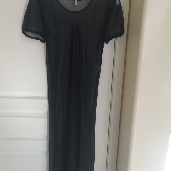 Beautiful Floral Dress In Size: 38 - Picture 5 of 15